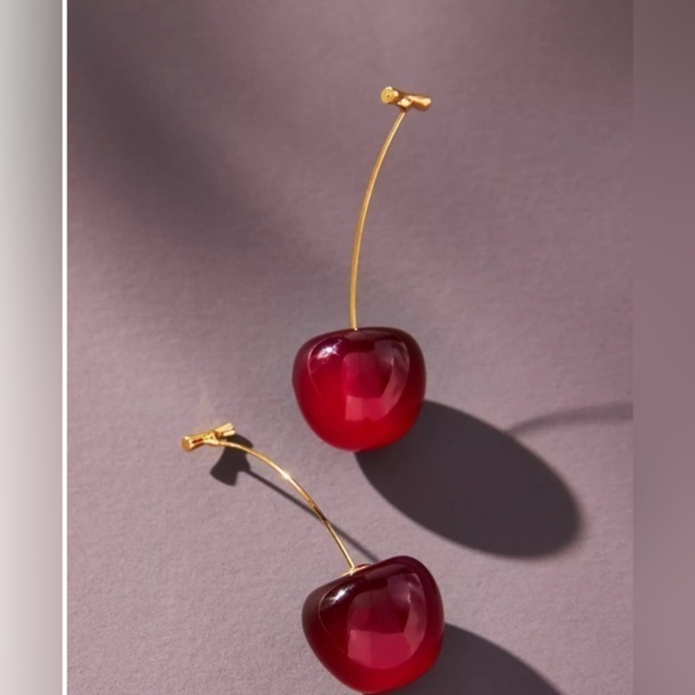 ✨NEW NWOT Cherry Red and Gold Drop  Earrings